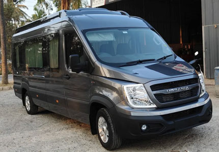 17 Seater Urbania Traveller