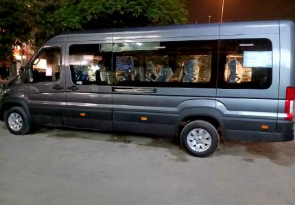 12 Seater Urbania Traveller