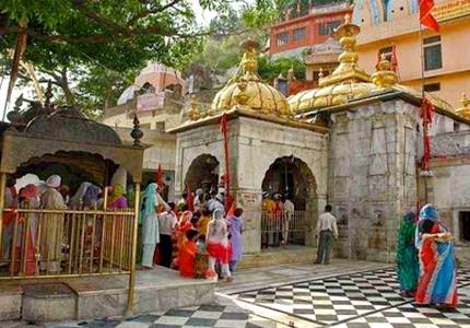 Chandigarh to 4 Devi Temples: Sacred Darshan Tour