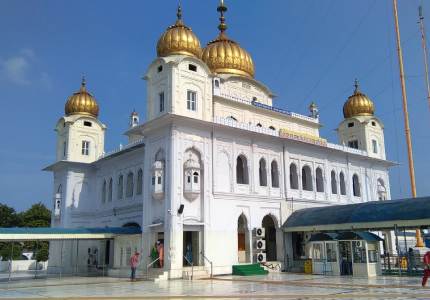 Chandigarh to Punjab Gurudwaras: Spiritual Tour