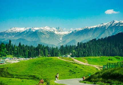 Srinagar Gulmarg Pahalgam Sonmarg Package From Amritsar