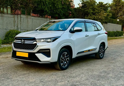Innova Hycross