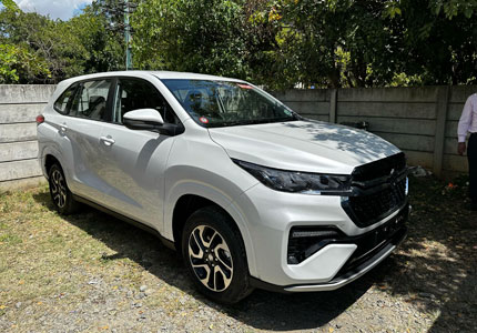 Innova Hycross