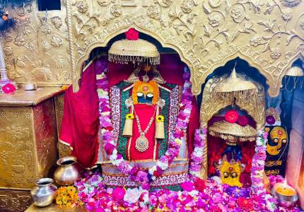 Chandigarh to 4 Devi Temples: Sacred Darshan Tour