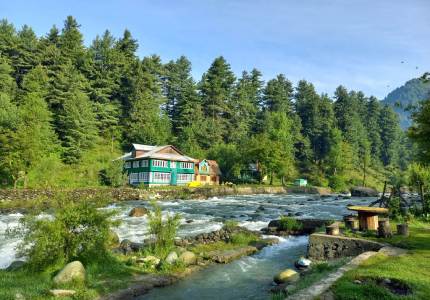 Romantic Kashmir Tour from Amritsar