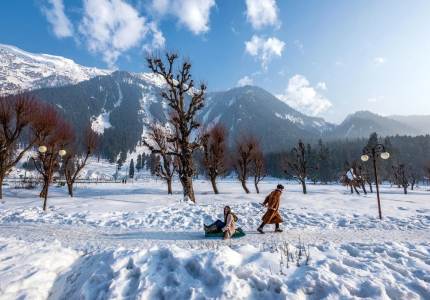 Jammu Srinagar Gulmarg Pahalgam Sonmarg Tour