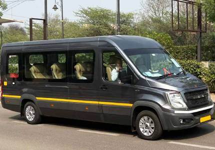12 Seater Urbania Traveller