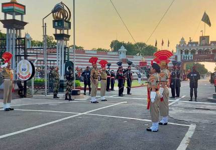 Srinagar Valley Escape from Amritsar